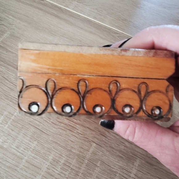 Handmade in Poland trinket wooden box. With red velvet inside. VINTAGE - Picture 7 of 8